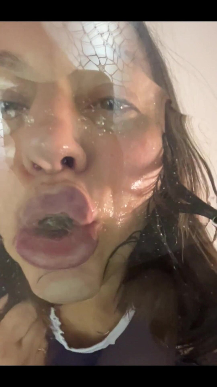 Crypto Mommy: सौतेली मम्मी का गला