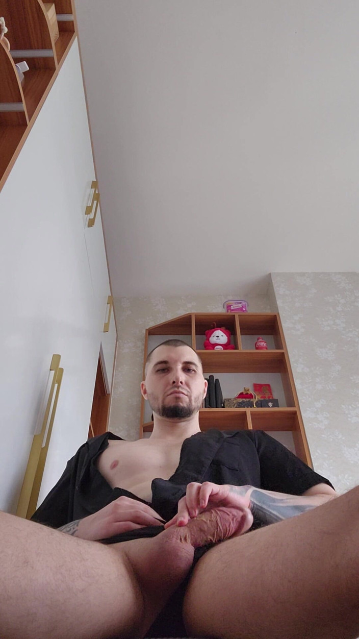 Solo Guy BWC: Solo Masturbation and Cumshot