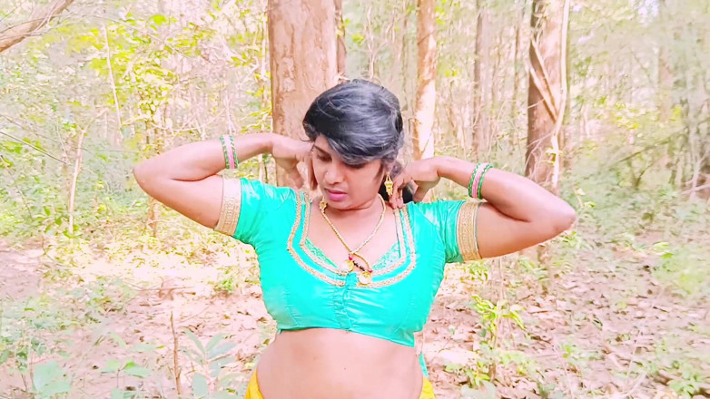 Telugu honey lips: Outdoor Forest Sex. Desi Bhabi Fucking Husband's Small Big Dick....