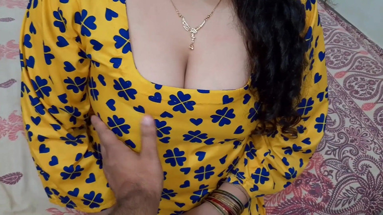 QueenbeautyQB: Bini Cantik India Curang Suami Dan Menikmati Seks Dengan Bosnya...