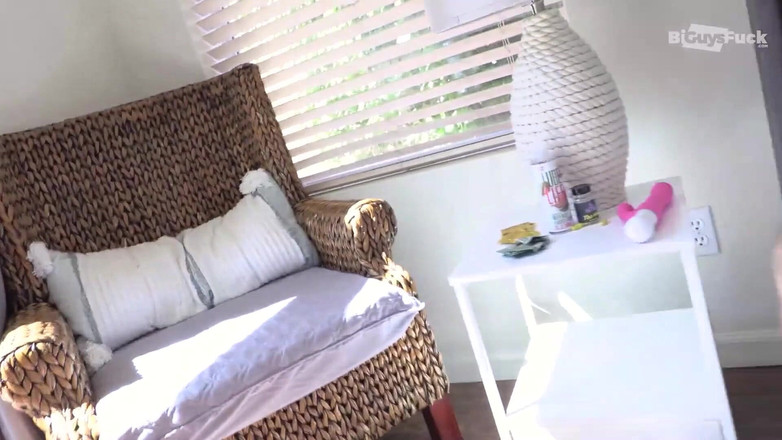 Bi Guys Fuck: ジェイコブ・ブッカーが狭い穴を叩きつけられる