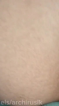 用大鸡巴打破娘娘腔女郎的处女屁股！