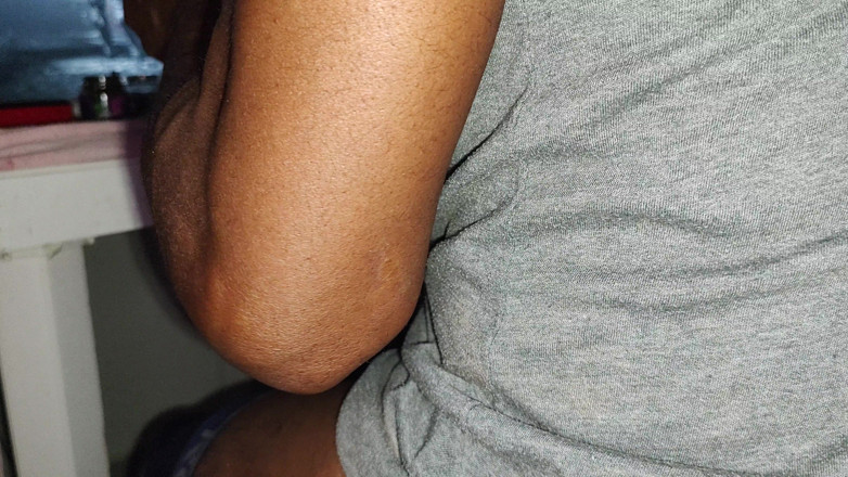 Uncut Lil Midget and Latina Freaky Friends: Enana buena y un videojuego lil ... lo mejor