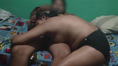 BigassMILF40: Suami rambut cokelat yang doyan selingkuh lagi asik nyepong dan...