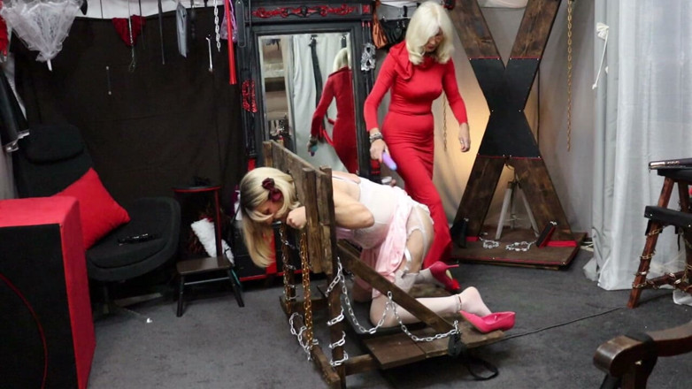 Sissy Dee Dee: Sissy Dee Locked in the Stocks and Teased by Lady...