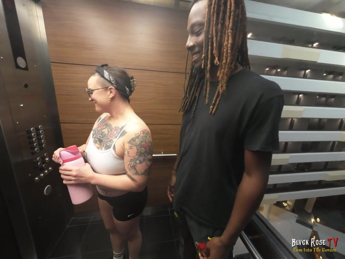 Blvck Rose TV: Allungami allenatore: ft quinn marie