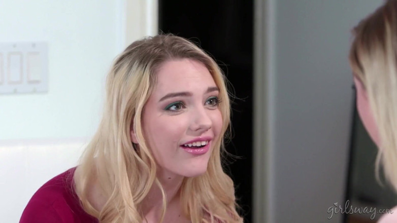 Girlsway: GIRLSWAY - storie della sorellastra: non rubarmi i vestiti!