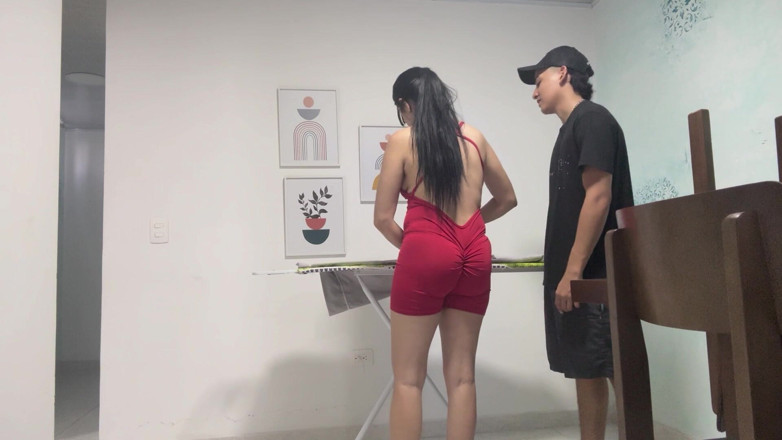 Lunaandmax: Stepsister Helps Her Stepbrother with a Condition to Fuck Her