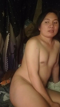 섹시한 솔로 애타게 트랜스 여신은 모든 아빠를 위해 살고