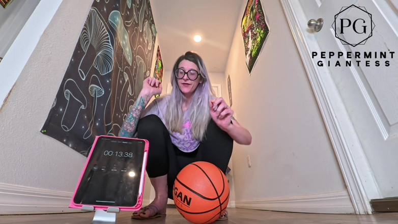Peppermint Giantess: 6'7 Tall Goddess One-handed Basketball Hold Challenge How Long Can...