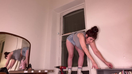 Melody Mynx: Home Improvement: um solo de Melody Mynx sem maquiagem