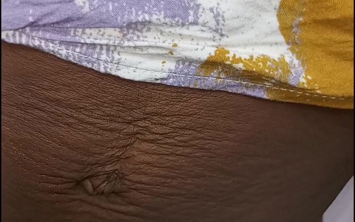 Babygood: Une grosse bite noire se fait baiser