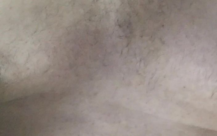 John salchichon: Chubby Gay Masturbating
