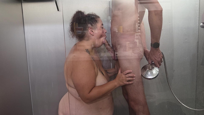 abricot sucree: I Love Sucking Big Cocks