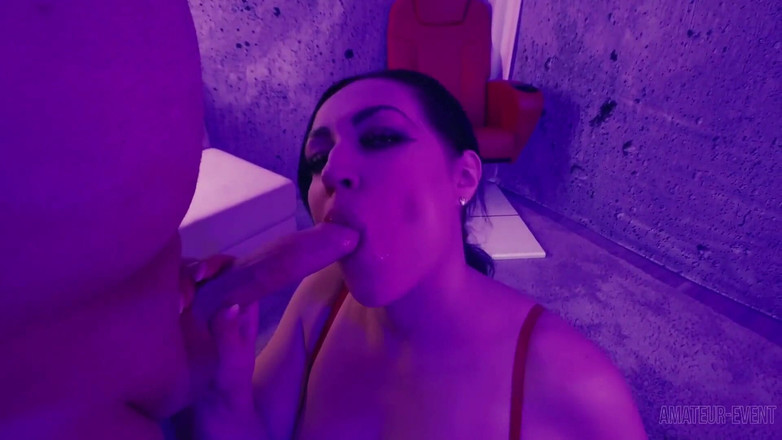 AmateurEvent: Elina Anonim Ve Genel Olarak Tamamen Sevişti