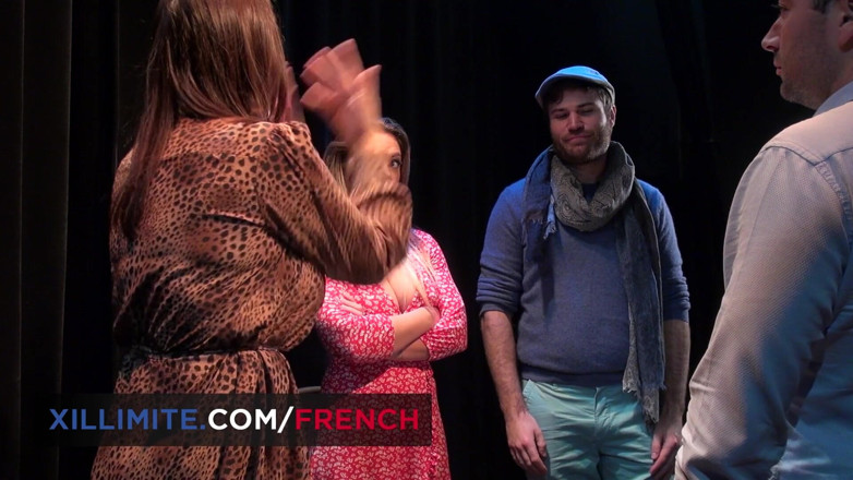French girls at work: Lui Tiffany Leiddi îi place în cur