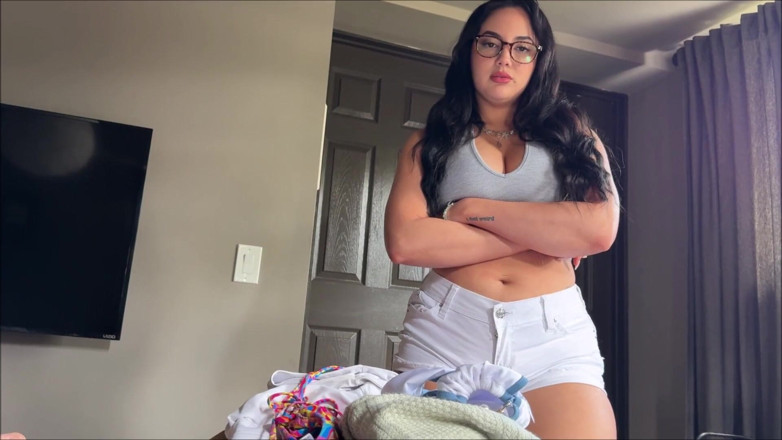 Alex Adams: Big Step Sis Shares Bed on Miami Vacation - Nika Venom