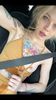 Sweaty Post Workout Pics for You Can’t Wait to Get Back Home and Shower,would You Join Me?