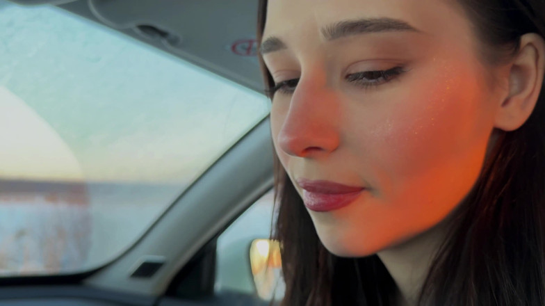 HannahKim: I-am dat o călărire unui coleg călător și ea s-a dovedit...