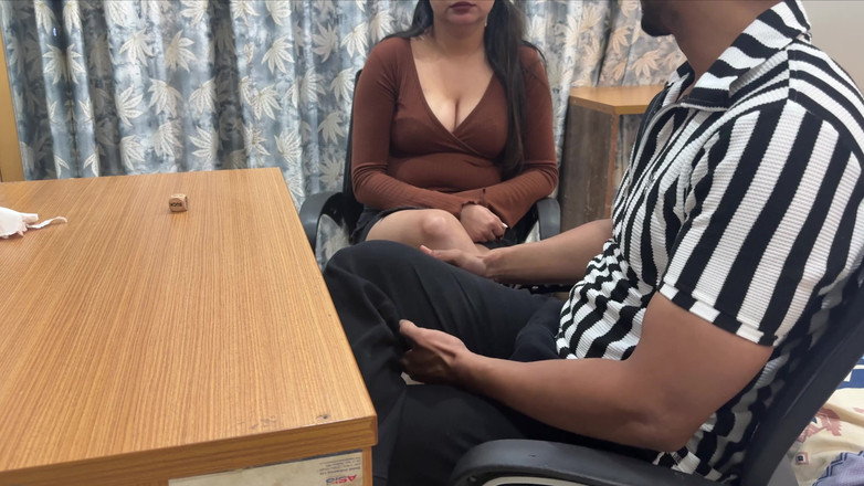 Hornycouple149: Tôi tìm thấy con cu dice đồ chơi tình dục của...