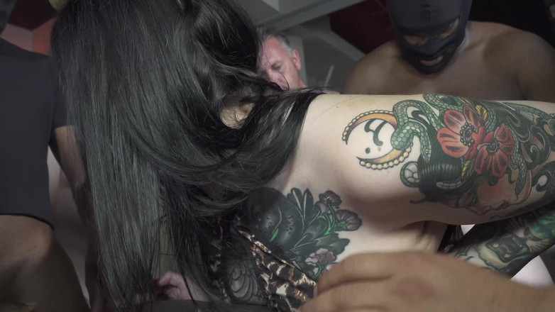 XBANGING: Banging Bare: Miss Booty