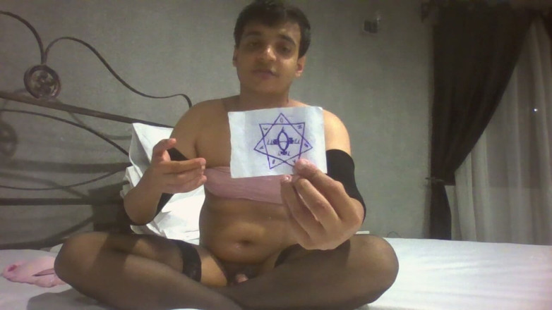 Alyssa Karim Merali: Feminine Sissy Fingers Herself to Orgasm till she cums