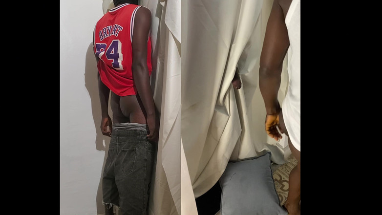 Gloryhole Africa: 寻欢洞吮吸和被哈姆扎与坚硬的岩石鸡巴直的豪萨男孩性交