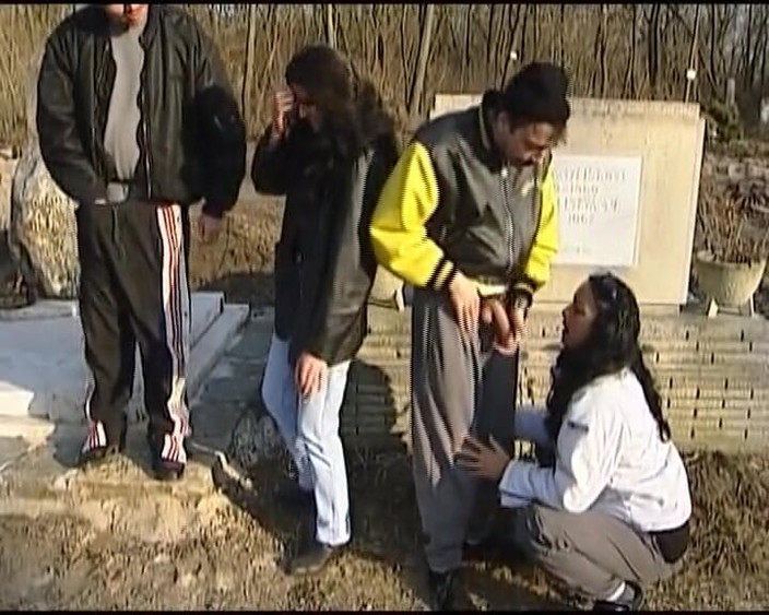 German Amateur Videos: Almanya'dan gelen bu amatör kızın sikilmesini izle