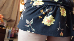 Raven Willow: Arschbacken in einem sommerkleid