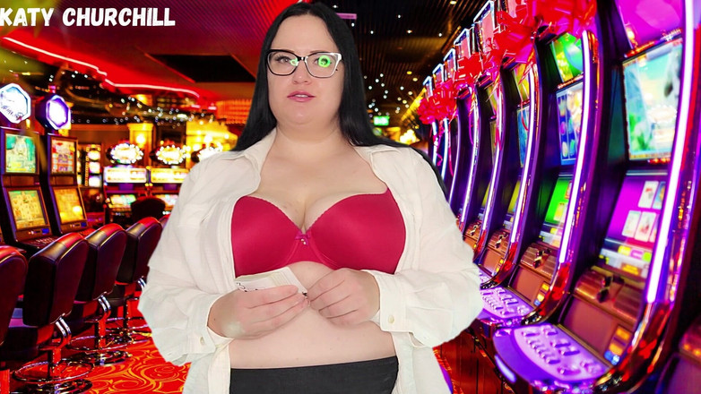 Katy Churchill: Il dealer di casino bbw controlla il tuo cazzo con...
