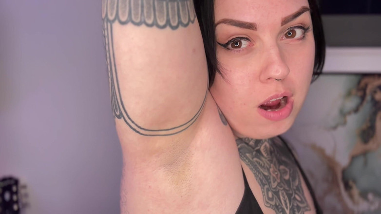 Miss Valentina: Amante de la axila