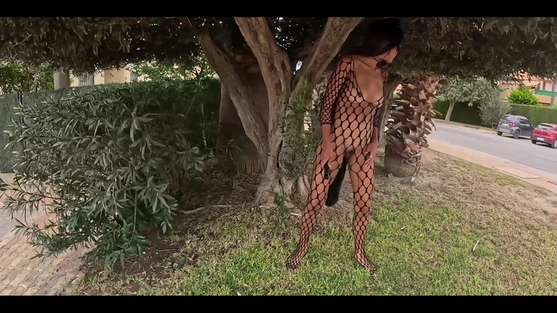 DaringKiara: The Craziest Halloween Dare!