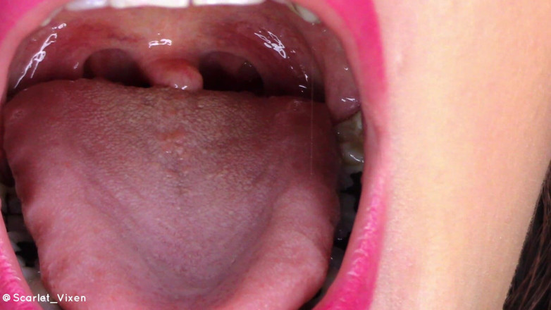 Scarlet Vixen: Uvula Flexing &amp; Bergetar