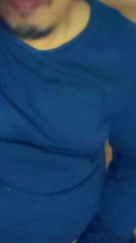 Zevk alıyor