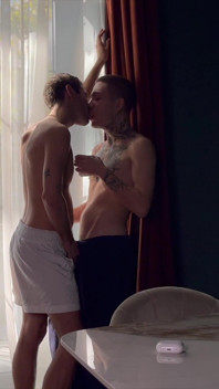 Harryjen I Got a Blowjob, a Deep Throat and a Copious Cumshot with My Boyfriend