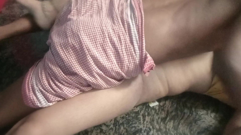 Sahnaz khan: Indická sexy holka tvrdě v hotelu