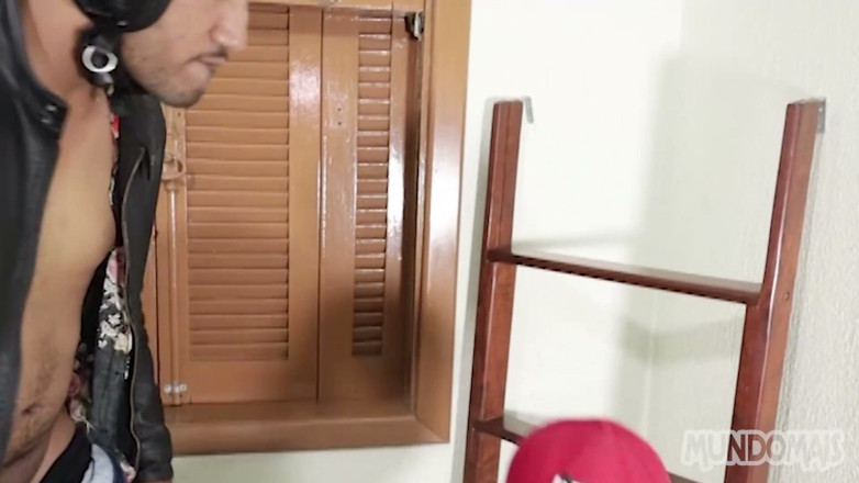 MundoMais: I Fucked with the Motoboy