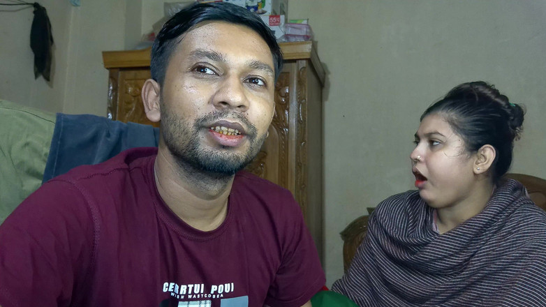 Desi Video BD: Deshi gorący indyjski Bhabhi sam w domu szybko