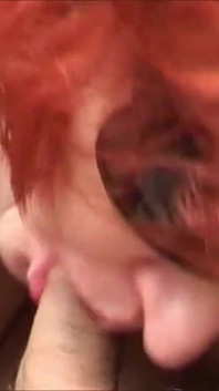 Sexy ruiva madura é fodida em close-up