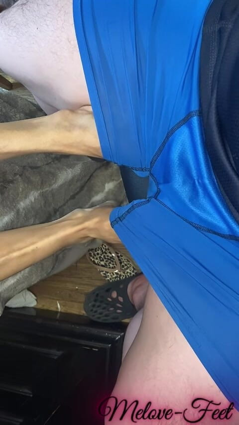 Naelor: Melove Still Miluje kopat ve spodním prádle Naelor