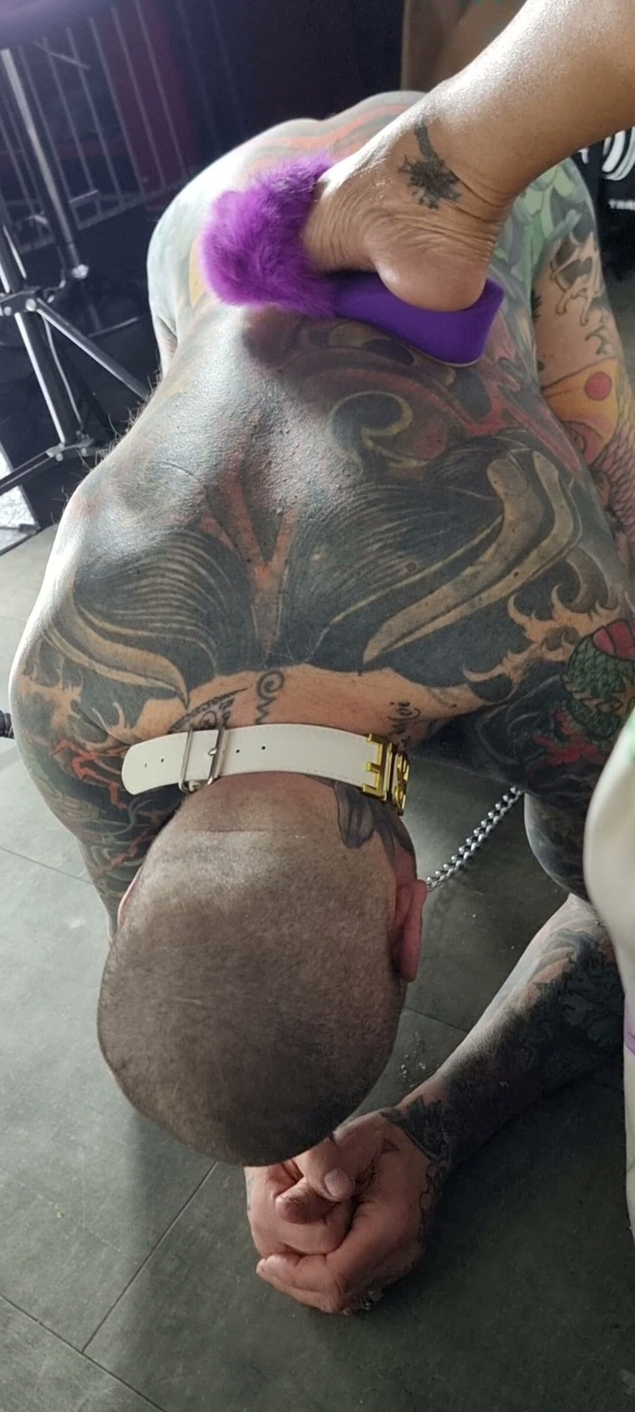 MiLadySaintLawrence: Under My Feet Slave and Worshi My Foot