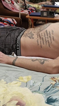 Schwiegermutter beobachtet schwiegersohn beim abspritzen nach dem blowjob