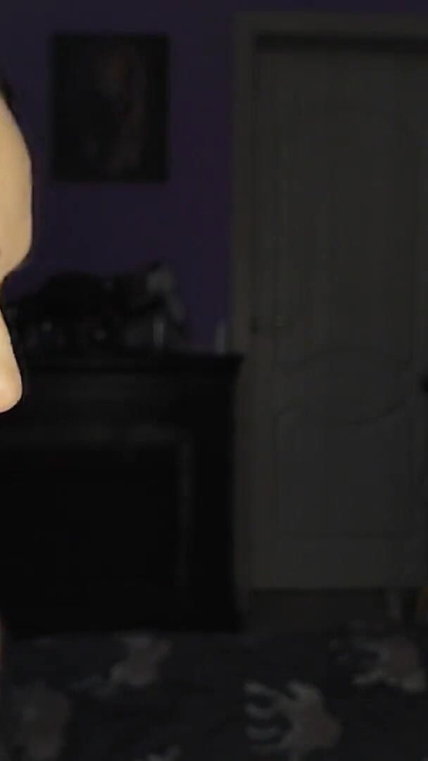 Super Shiny Glossy Lipstick Sticky Kisses (Princess18) Super Shiny Glossy Lipstick Sticky Kisses (Princess18)