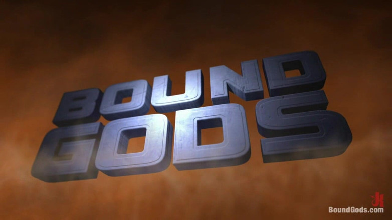 Bound gods: Новий хлопець, прийнятий до межі