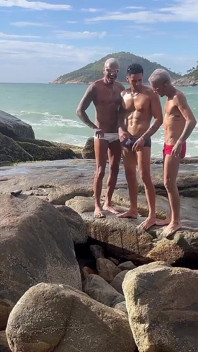 3 ลาตินควยยาวเย็ดตูดโป๊ะเปลือยที่ชายหาดสาธารณะ ยูริ ดิแอซ