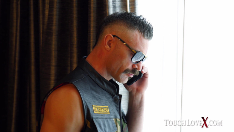 ToughLoveX: TOUGHLOVEX - грудастая латина Autumn Falls получает лечение ToughLove