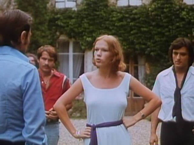 European Classics: Brigitte Lahaie, Annouchka &marion Webbs Ångande Vaginala Fondling I Scen 8: secrétaire Sans...