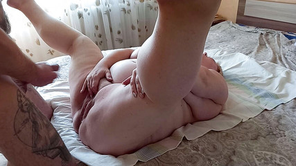 Zona901: Stříkání na oteklou kundičku tlusté ženy