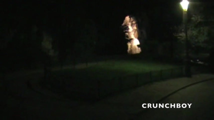 Crunch Boy: Ragazzo latino scopata in esibizione all'aperto da top arabo dominante...