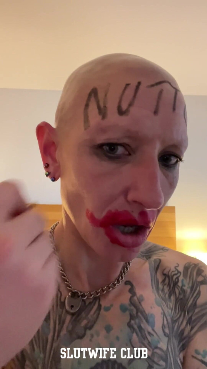 Slutwife Club: Fan-made Fucktoy Vilja’s Masked Deepthroat, Raw Ass Ride &amp; Sticky Finish